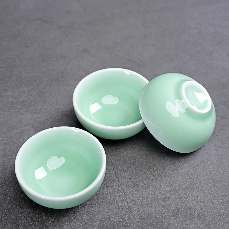 Celadon Fish Cute Teacup, Chin - Celadon Ceramic Cup 리뷰 및 가격